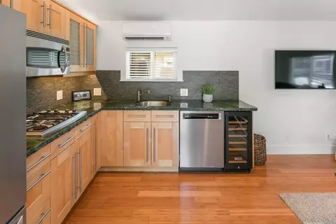 Kitchen - 123 Jasper St #20, Encinitas, CA 92024 photo 3 of 7