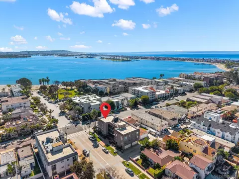 1278 Pacific Bch #3, San Diego, CA 92109