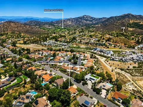 View/Area - 17354 Saint Andrews, Poway, CA 92064 photo 2 of 5