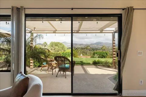 Other - 328 Montecito Gln, Escondido, CA 92025 photo 3 of 10