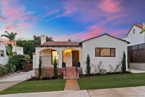 4592 Vista St, San Diego, CA 92116
