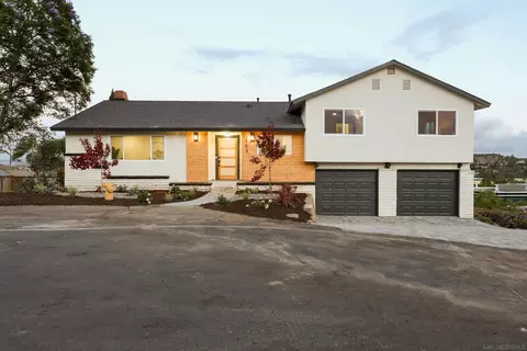103 Howell Hts, Escondido, CA 92025