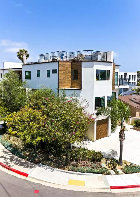 3148 Emerson St, San Diego, CA 92106