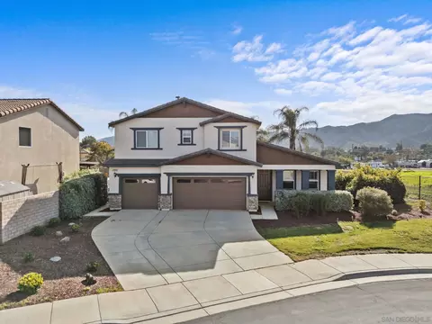 Exterior - 34081 Clovis Way, Wildomar, CA 92595 photo 5 of 9
