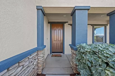 Entry Way - 34081 Clovis Way, Wildomar, CA 92595 photo 1 of 4