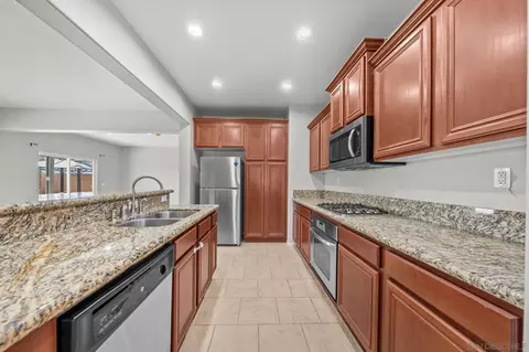 34081 Clovis Way, Wildomar, CA 92595