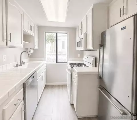 950-958 B Ave, Coronado, CA 92118 photo 22