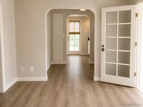950-958 B Ave, Coronado, CA 92118 photo 7