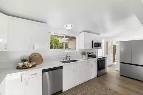 Kitchen - 1010 Alameda, Coronado, CA 92118 photo 3 of 3
