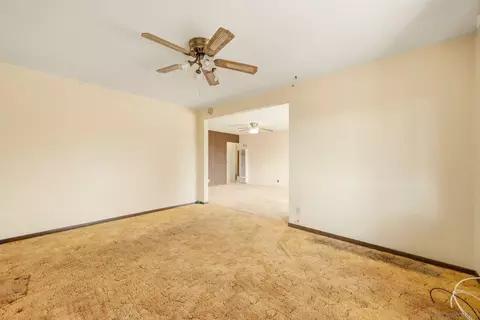 Living - 8060 Shir Mar, El Cajon, CA 92021 photo 6 of 6