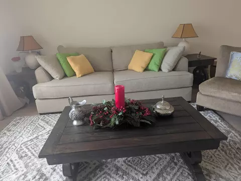 1181 W Mayberry, Hemet, CA 92543