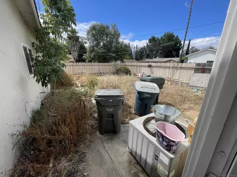Exterior - 2039 E Washington, Escondido, CA 92027 photo 6 of 8