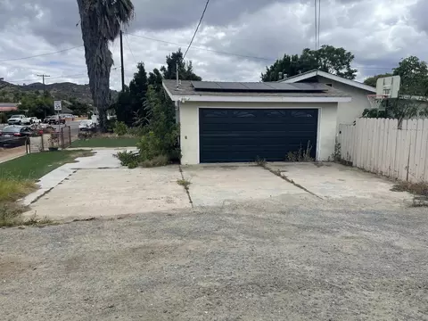 Exterior - 2039 E Washington, Escondido, CA 92027 photo 3 of 8