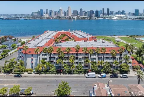 1099 1st St #112, Coronado, CA 92118