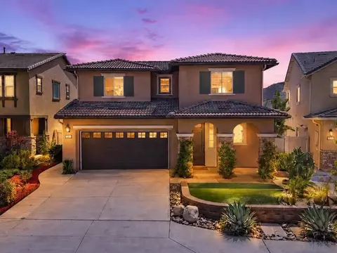 339 Calabrese St, Fallbrook, CA 92028