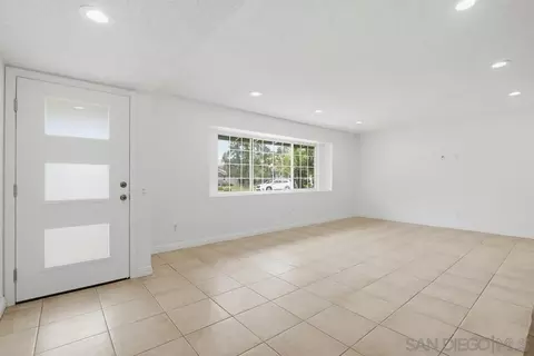 Living - 12838 Montauk St, Poway, CA 92064 photo 1 of 7
