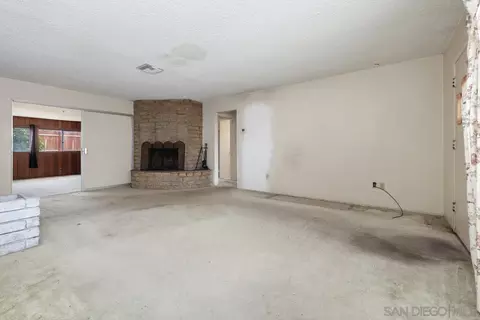 Living - 9218 Ellenbee Rd, Santee, CA 92071 photo 2 of 8