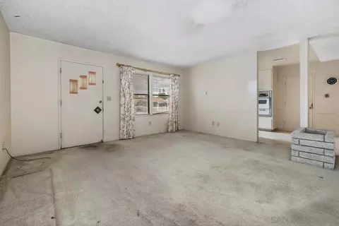 Living - 9218 Ellenbee Rd, Santee, CA 92071 photo 4 of 8