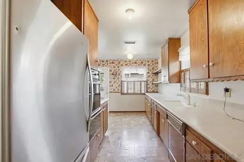 Kitchen - 12957 Ilene St, Poway, CA 92064 photo 3 of 4