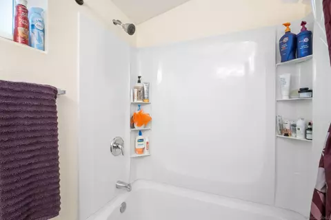 Bath - 12934 Slack, Poway, CA 92064 photo 2 of 5