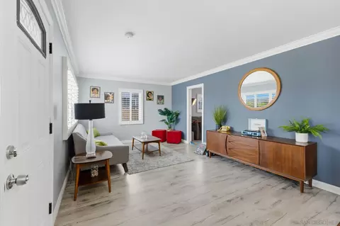 2211 W 134th St, Los Angeles, CA 90059