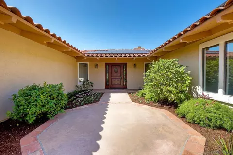 Exterior - 13154 Glen Circle Rd, Poway, CA 92064 photo 3 of 15