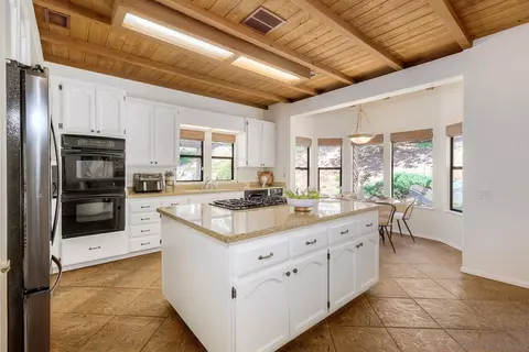 Kitchen - 13154 Glen Circle Rd, Poway, CA 92064 photo 1 of 5