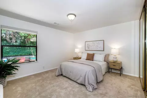 Bedroom - 13154 Glen Circle Rd, Poway, CA 92064 photo 5 of 5