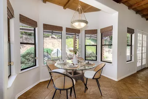 Dining - 13154 Glen Circle Rd, Poway, CA 92064 photo 2 of 2