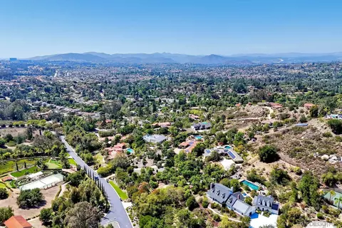 View/Area - 13154 Glen Circle Rd, Poway, CA 92064 photo 8 of 14