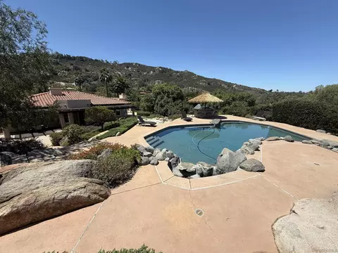 13154 Glen Circle Rd, Poway, CA 92064