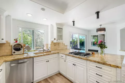 Kitchen - 15887 Hidden Valley Dr, Poway, CA 92064 photo 1 of 7
