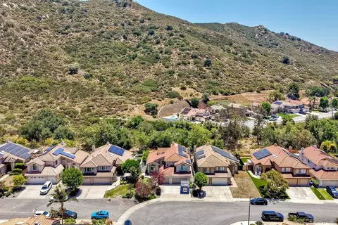 View/Area - 15887 Hidden Valley Dr, Poway, CA 92064 photo 2 of 20