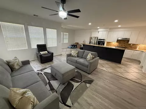 Living - 543 Silverhawk Dr, Corona, CA 92879 photo 6 of 6