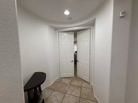 Entry Way - 543 Silverhawk Dr, Corona, CA 92879 photo 1 of 2