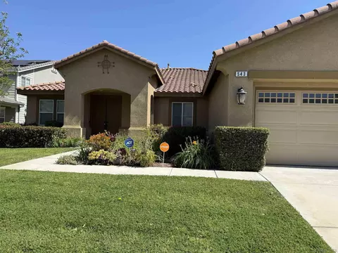 Exterior - 543 Silverhawk Dr, Corona, CA 92879 photo 2 of 4