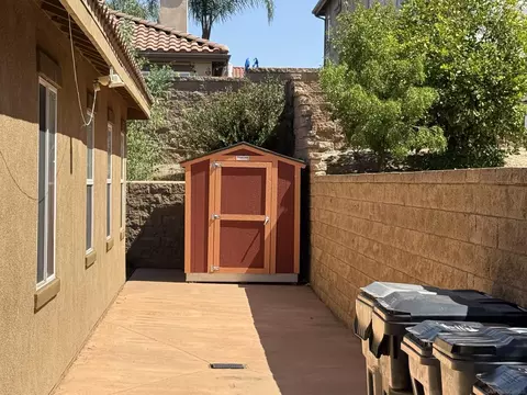 Exterior - 543 Silverhawk Dr, Corona, CA 92879 photo 4 of 4