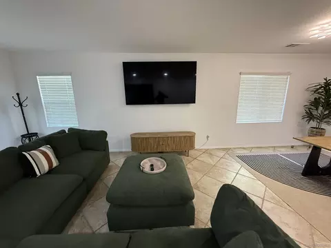 Living - 543 Silverhawk Dr, Corona, CA 92879 photo 2 of 6