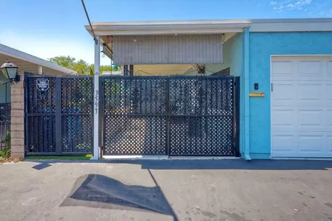 Exterior - 3597 Pear Blossom Dr, Oceanside, CA 92057 photo 4 of 9
