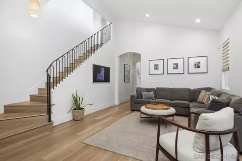 6351 Paseo Corono, Carlsbad, CA 92009