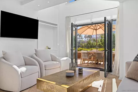 500 W Harbor Dr #136, San Diego, CA 92101
