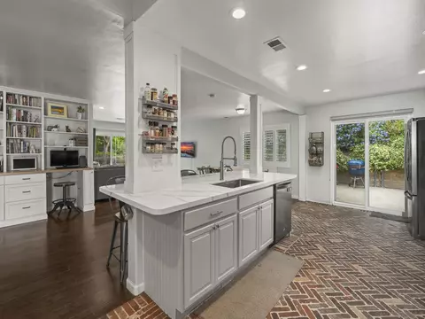 Kitchen - 9644 Cecilwood, Santee, CA 92071 photo 4 of 7