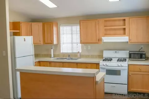 Kitchen - 3505 Alpine Blvd #49, Alpine, CA 91901 photo 2 of 6