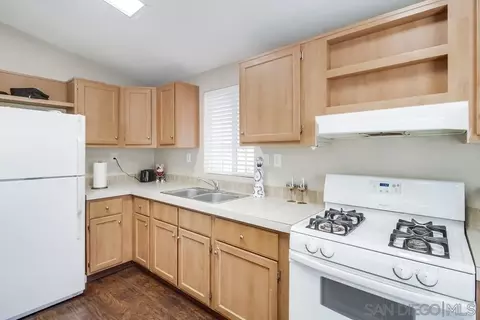 Kitchen - 3505 Alpine Blvd #49, Alpine, CA 91901 photo 5 of 6