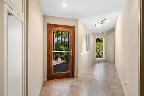 Entry Way - 15925 Lime Grove Rd, Poway, CA 92064 photo 3 of 3