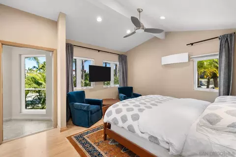 Bedroom - 15925 Lime Grove Rd, Poway, CA 92064 photo 3 of 3