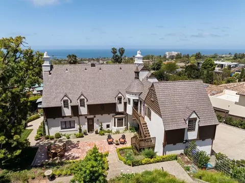 Exterior - 6714 Muirlands, La Jolla, CA 92037 photo 1 of 6