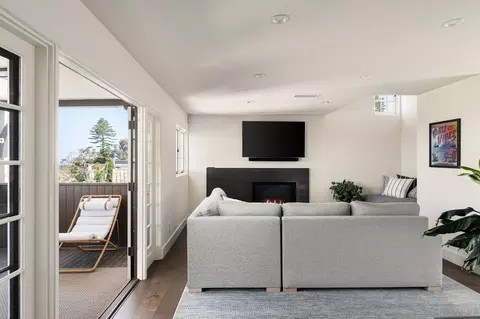 Living - 6714 Muirlands, La Jolla, CA 92037 photo 5 of 5