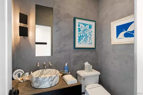 Bath - 6714 Muirlands, La Jolla, CA 92037 photo 1 of 5