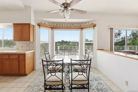 Dining - 3844 Alta Vis, Fallbrook, CA 92028 photo 1 of 4